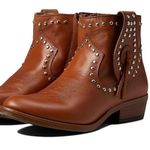 Dingo Destry Boot woman’s leather ankle Brown Studded Cowgirl shoe New Size 7.5 Photo 0
