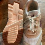 New Balance  997 Sneaker Shoes Women’s Size 8 White Cream Casual Athletic Photo 2