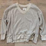 American Eagle  sweater Photo 0