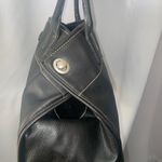 Tod's  Black Leather Shoulder Bag Photo 5
