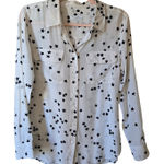 Equipment  Slim Signature silk shirt white with a black star print Size Medium Photo 0
