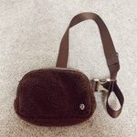 Lululemon Everywhere Belt Bag Photo 0