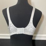 Bali  Womens Double Support Lace Spa Back Wirefree Bra Photo 1