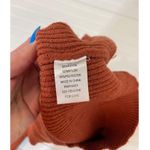 Rue & Willow Brown V Photo 6