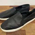 Vince  Womens Sneakers 9‎ Black Leather Eyelet Low Top Comfort Photo 1