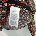 Boden Printed V Photo 6