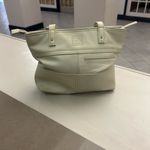 Stone Mountain Accessories Cream Shoulder Bag Photo 2