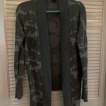 EXPRESS  camo cardigan  Photo 0