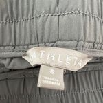 Athleta 100% Linen Shorts Womens Size 6 High Rise Gray Pull On 3.5 Inch Inseam Photo 1