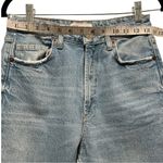 ZARA  High-Rise Tapered Mom Jeans – Medium Wash, Sz 4 Photo 2