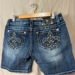 Miss Me  mid shorts Photo 1