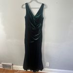 Revelry Sleeveless Emerald Green Velvet V Photo 2