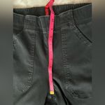 Spanx  Women’s Medium Dark Gray Stretch Twill Cargo Jogger Pants Ankle Zip Photo 3