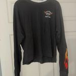 Buckle  T-Shirt Photo 0