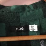 BDG Urban Outfitters  Green & Black Plaid Tie Front Flannel Shirt Size M NWT Photo 4