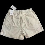FREE ASSEMBLY Women’s Cuffed Pleated Shorts Size 8 New With Tags White Photo 3