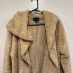 Zenana Outfitters  Plush Tan Teddy Jacket super soft Size medium! Photo 4