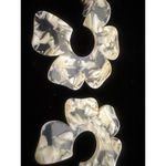 Women's White Green Yellow Flower Hoop Earrings One Size Photo 2