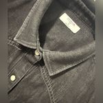 UNTUCKit Black Notched Collar Snap Button Down Dolly Shirt Size 8 Photo 4