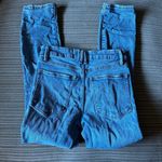 Good American distressed straight leg jeans 2/26 Photo 5