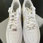 Nike New Air Force 1 GS 'White Light Khaki' Photo 5