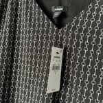 EXPRESS Printed V-Neck Downtown Cami - Black and White Patterned Blouse Top Tank Photo 1