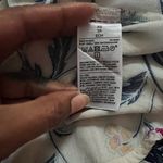 Old Navy 3 items for $15 |  Navy Floral Print Sleeveless Blouse🌵🦎 Photo 3