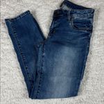 Kut From The Kloth  Women's Class Straight Leg Jeans, Size 4 Petite Photo 1