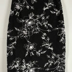 White House | Black Market  WHBM Floral Pencil Skirt 00 Professional Work Formal Photo 0