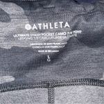 Athleta Size L Ultimate Stash Pocket Camo 7/8 Tight Gray Leggings Photo 6