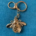 Very cute bee charm. Photo 1