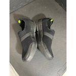 Oofos OOmg Eezee Womens 9 Shoes Black Fabric Slip on Low Top Comfort Sneakers Photo 2