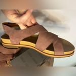 Hush Puppies Leather Suedes Pink Lilly Criss Cross Bounce Slip-on Sandal Sz 9 Photo 13