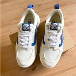 Vans  UltraRange Neo VR3 Shoes
Women Size 8.0 US VNOOOCWEEHW Photo 5