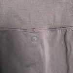 Lululemon Charcoal Gray Cropped Leggings Size 8 Photo 4