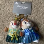 Disney  Chip and Dale Autumn Festival Key Chain Photo 1