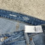 Old Navy NWT  Women’s High Rise Og Straight Denim Shorts 5” in Dana Destroy 18 Photo 8