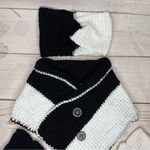 Handmade • Crochet Set 5 Pieces • Black & White • Buttons • Headband • Neck Warm Photo 1