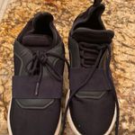 Kendall + Kylie  sneaker Photo 1