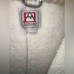 Avalanche  Women's Light Gray Ski Jacket Photo 4