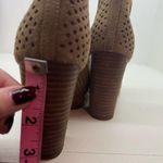 Lucky Brand Larise Tan Perforated Suede Ankle open toe chic Booties Size 8.5 Photo 5