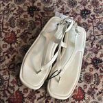ZARA NWT  Cream Women's Leather Sandals Photo 4