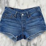 Levi's Levi’s 501 Mid-Rise Medium Wash Denim Cutoff Shorts • Sz 25 Photo 5