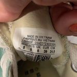 Converse  Mint Green Low Tops - size 8 Photo 4