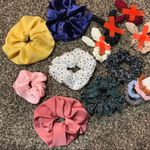 Pink hair scrunchie Photo 2