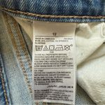 Old Navy Distressed Boyfriend Shorts 12 Stretch Distressed Festival Vacation Light Wash Photo 6