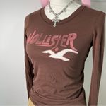 Hollister Vtg Y2K Brown Long Sleeve Graphic Top Pink Logo Womens Small Photo 2