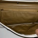 Elegant White Handbag Photo 4