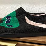 Playful Black and Green Alien Slip Photo 6