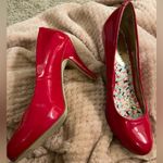 Madden Girl  Candy Apple Red Patent Leather Heels Shoes - size 8 Photo 2